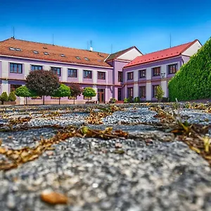 3* Pensionat U Heligonky